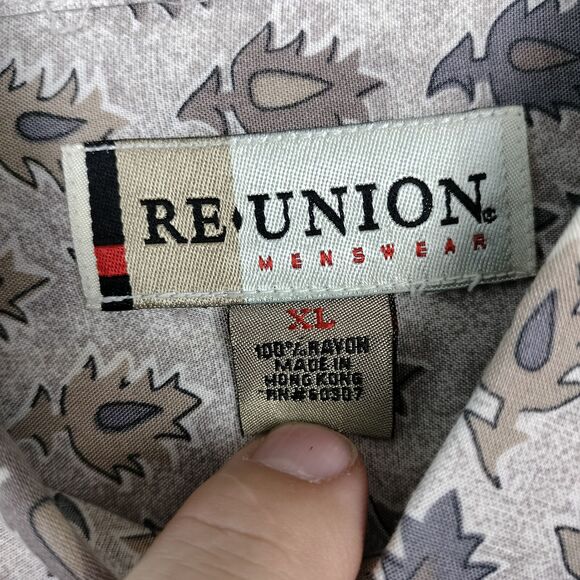Reunion Shirt Mens XL Tan Long Sleeve Button Up Rayon All Over Print AOP Y2K VTG - Picture 6 of 12